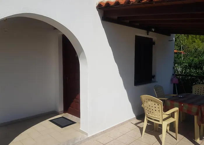 Kaiti 4 Koukounaries