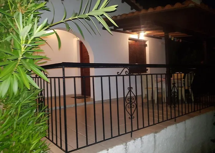 Kaiti 4 * Koukounaries